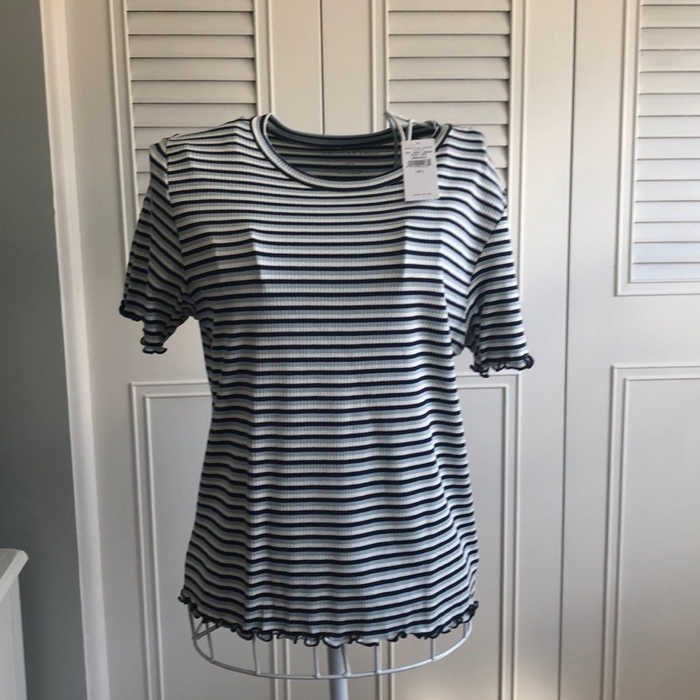 A stripe T-shirt